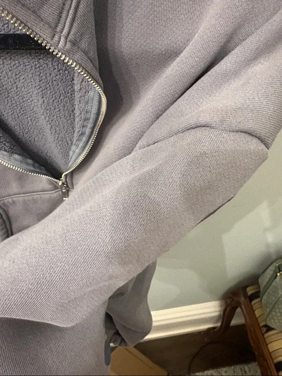 Set active Cropped Quarter-Zip Pullover in Dusty Gray original heavey sweats - Picture 9 of 12